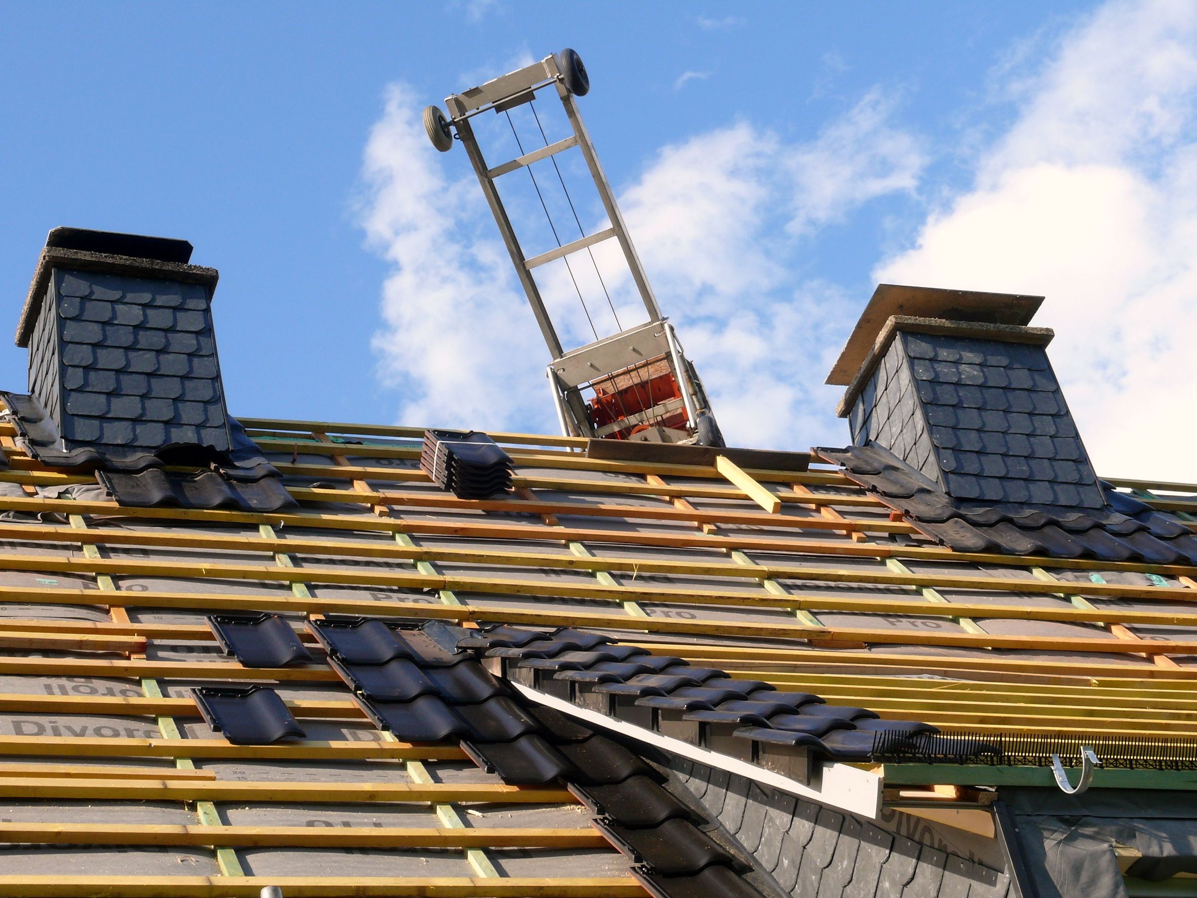 You Need a Roofing Company That Has Experience with Metal Roof Replacement in Sarasota County