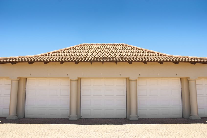 What Material Should You Choose for Your Garage Door?