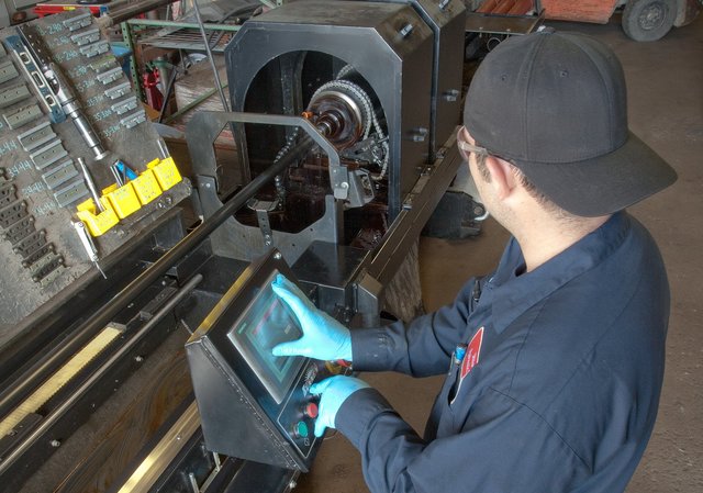 Common Causes of Issues with a Hydraulic Cylinder in Aurora