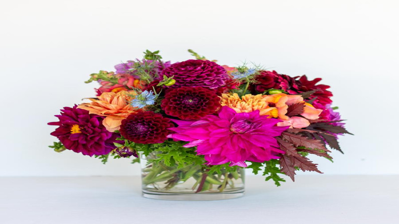 3 Special Occasions That Call for Arranging a Flower Delivery in Houston
