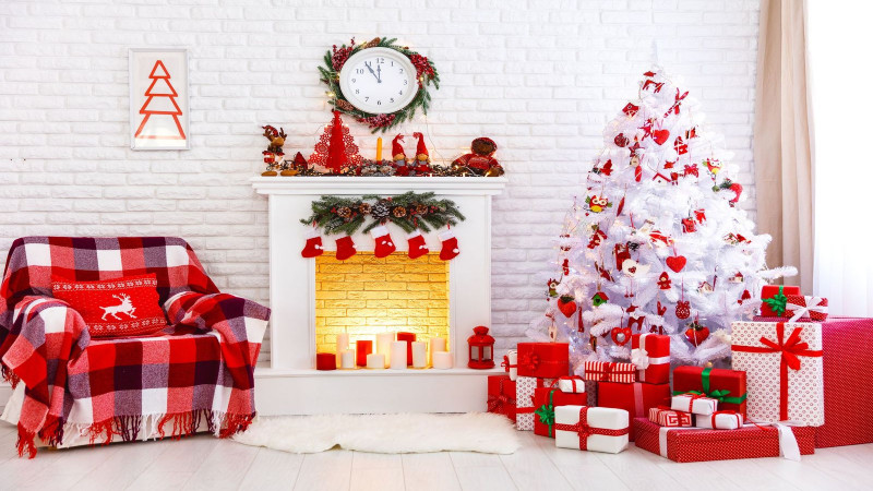 Where Can You Find the Perfect Holiday Home Décor for Your Home?
