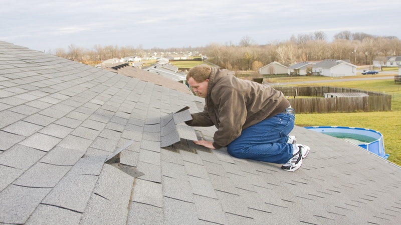 Top 3 Reasons Why You Need to Consider an Orange County, CA Roof Repair