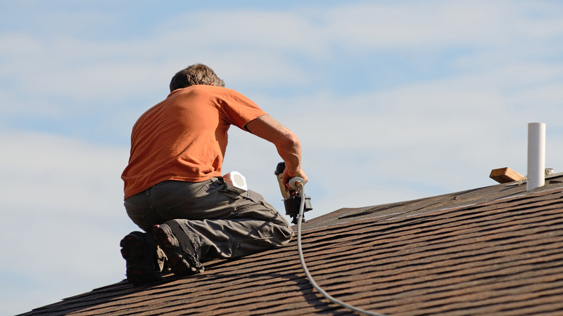 Signs That It’s Time to Book a Roof Repair in Orange County, CA