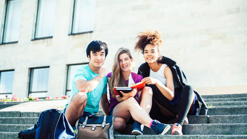 Start Building Your Rental History While Attending University Classes