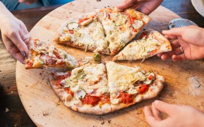 Enjoy Hot and Tasty Meals at Home When You Order Pizza In San Diego, CA Today