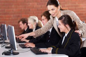 Streamline your hiring process through sales recruiting methods that attract top US talent